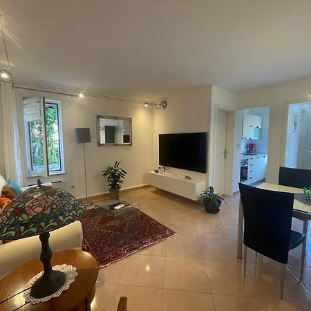 Apartments Bloom Near The Beach بوريتش المظهر الخارجي الصورة
