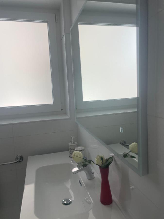 Apartments Bloom Near The Beach بوريتش المظهر الخارجي الصورة