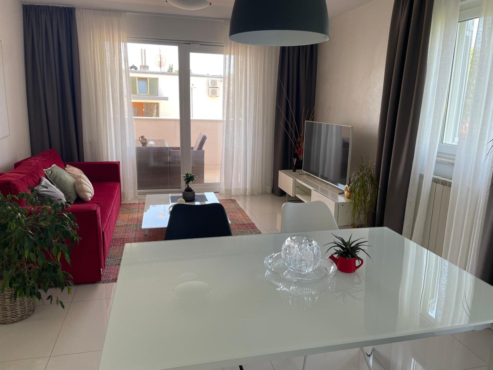 Apartments Bloom Near The Beach بوريتش المظهر الخارجي الصورة