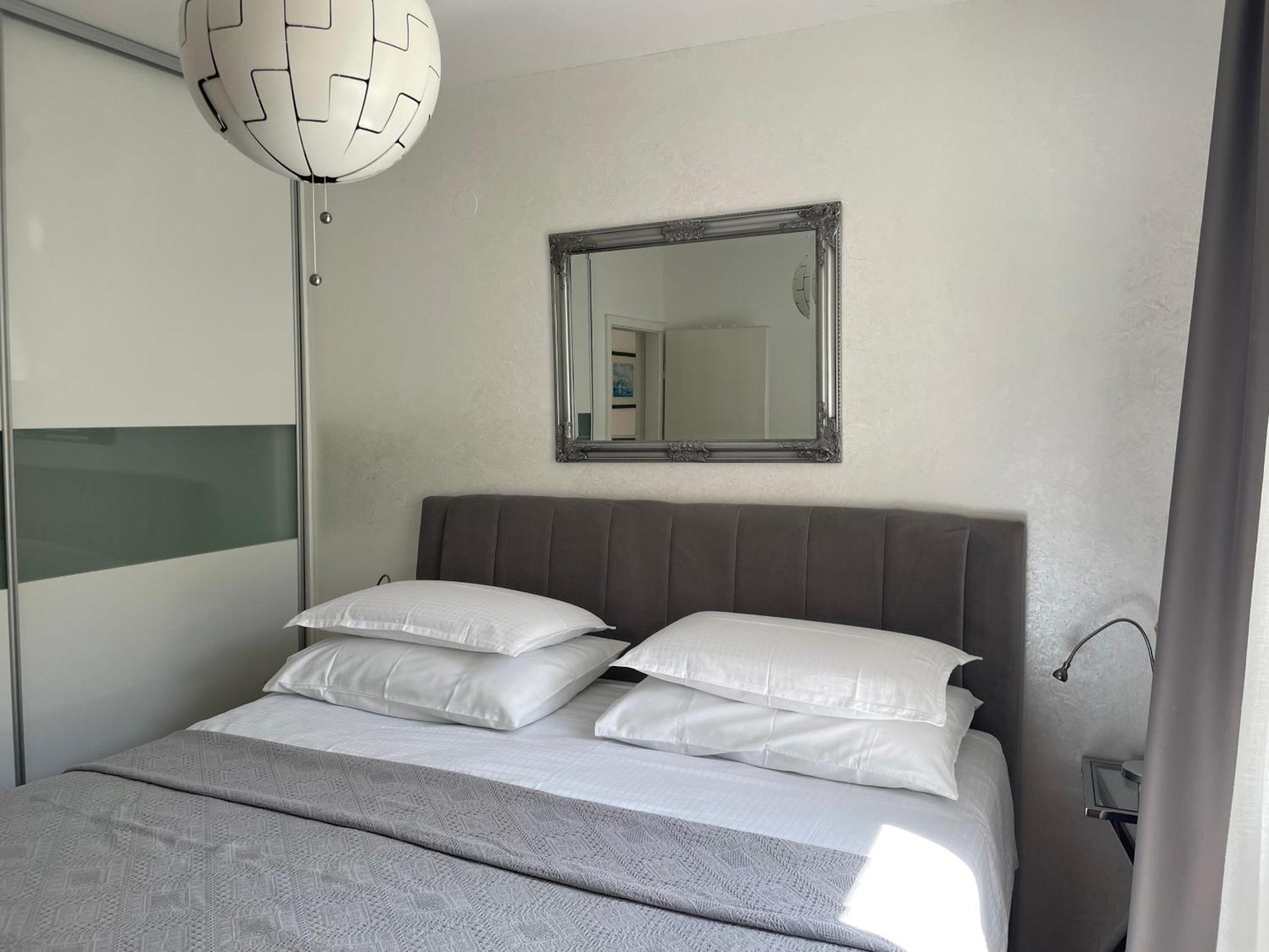 Apartments Bloom Near The Beach بوريتش المظهر الخارجي الصورة