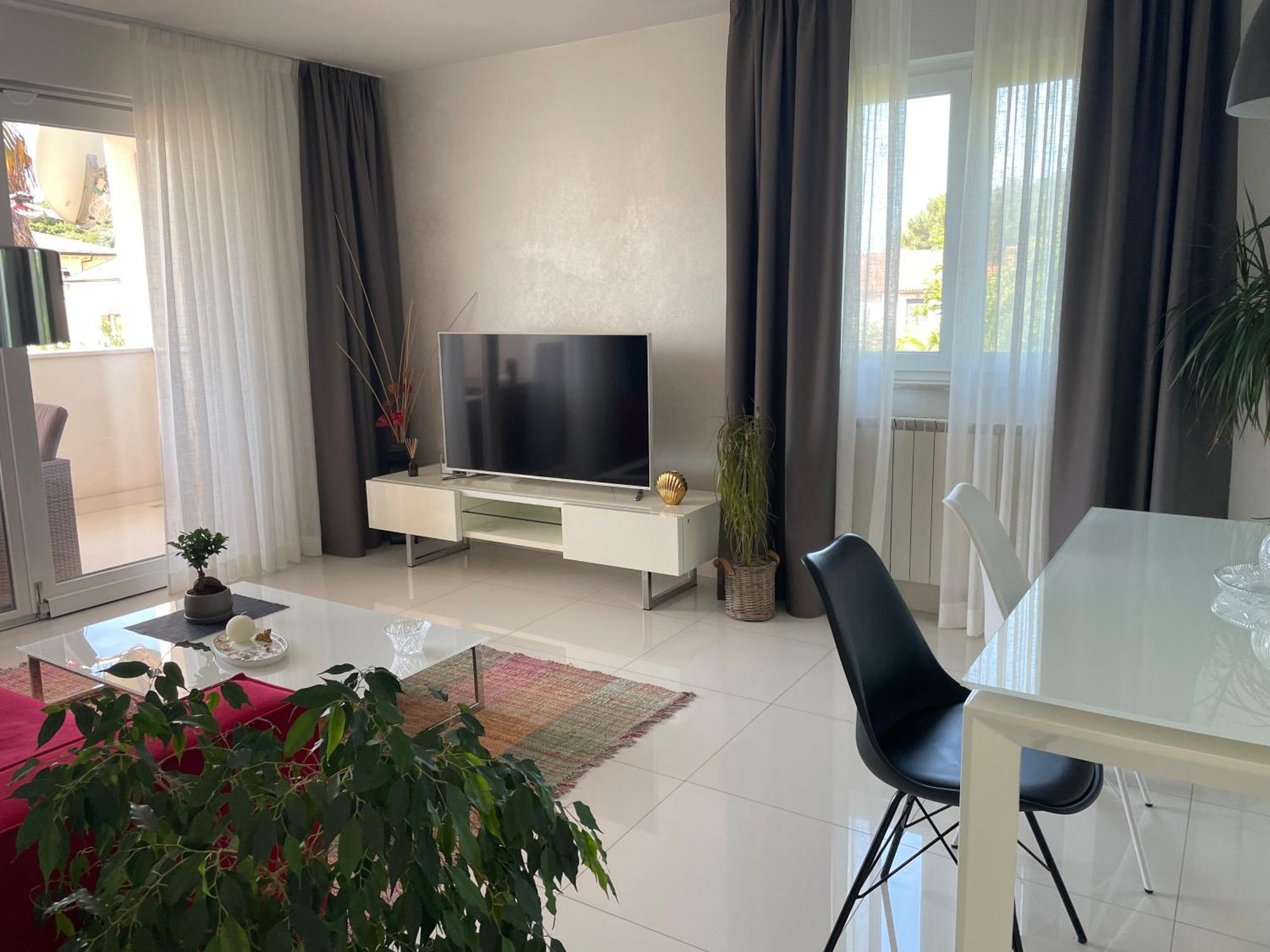 Apartments Bloom Near The Beach بوريتش المظهر الخارجي الصورة